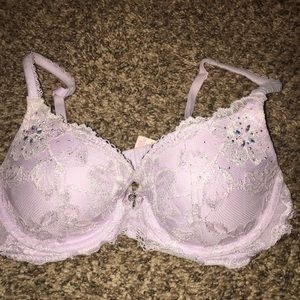 “Body” Victoria’s Secret bra 34C